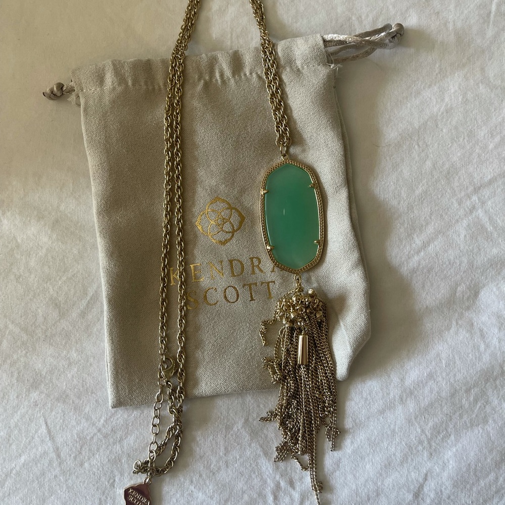 Kendra Scott Necklace